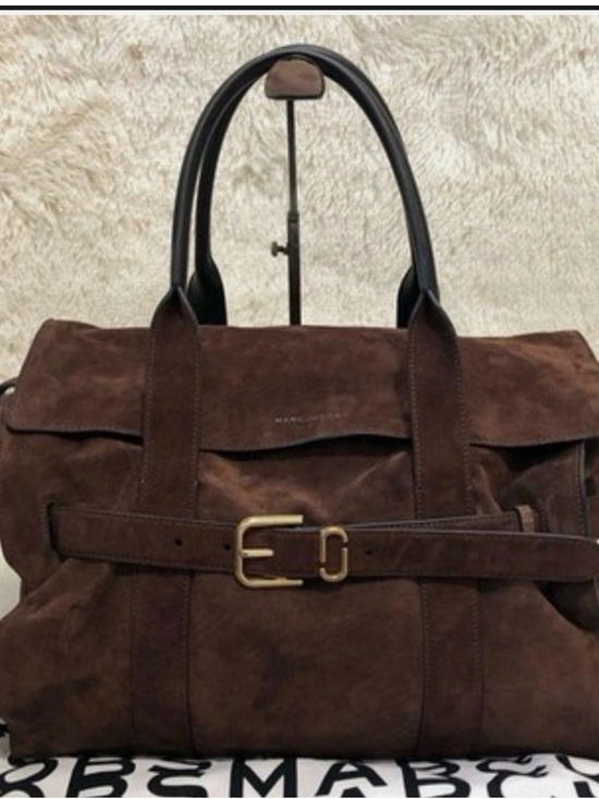 Marc Jacobs Handbags - Marc Jacob THE SUEDE DAKOTA TOTE Brand new, never used.